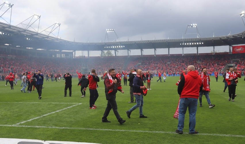 Widzew z mistrzem Polski Lechem może nie wygrać, ale Legię w ekstraklasie na pewno wyprzedzi. Zapewnią to kibice Widzewa