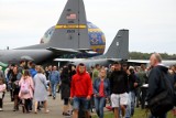 Air Show 2018 w Radomiu. Pokazy sprawności pilotów i sprzętu zbiegają się z rocznicą odzyskania niepodległości przez Polskę [Wideo]