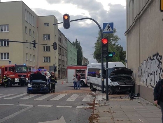 Do poważnego wypadku doszło na skrzyżowaniu ulic...