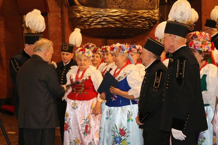 Śląski Chór Górniczy Polonia Harmonia z Piekar Śląskich działa już od 100 lat!