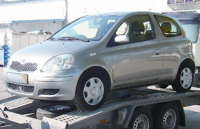 Toyota yaris, rocznik 2003, sprowadzona z Niemiec, silnik benzynowy 1,0 litra, przebieg 75 tys. km, cena 15.900 zł plus opłaty (fot. Czesław Wachnik)