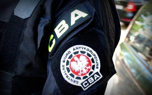 Na polecenie Prokuratury Regionalnej w Białymstoku, funkcjonariusze Centralnego Biura Antykorupcyjnego zatrzymali dwie osoby w śledztwie dotyczącym działania ,,mafii paliwowej"