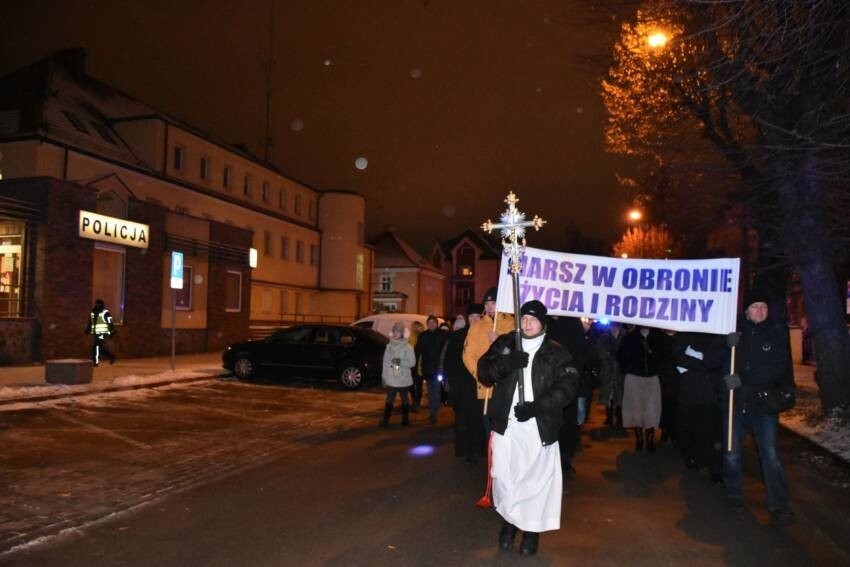 Ulicami Ełku przeszedł Marsz Milczenia w Obronie Życia i Rodziny