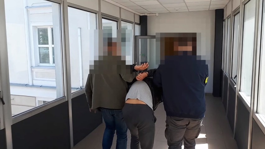 Poznańscy policjanci zatrzymali sześć osób, które zajmowały...