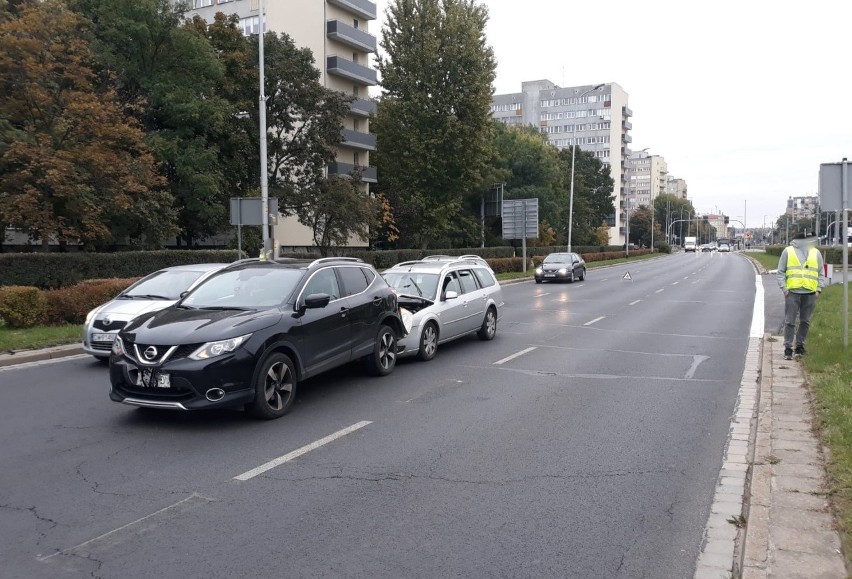 Wypadek na ul. Legnickiej we Wrocławiu 14.10.2021