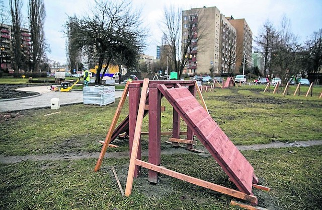 Wybieg dla psów na os. 2. Pułku Lotniczego