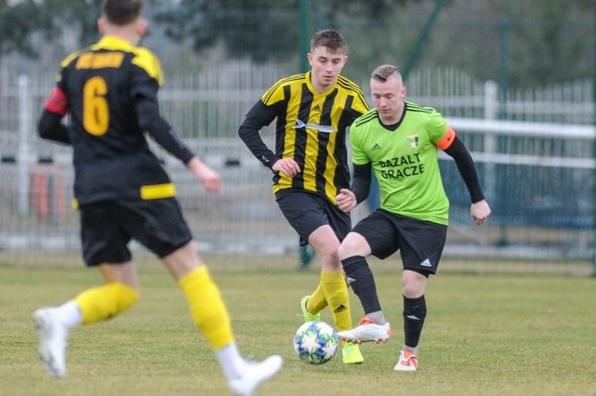 Bank Spółdzielczy 4 liga. MKS Gogolin - Skalnik Gracze 1-1