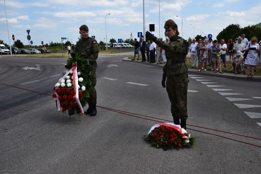 Suwałki. Odsłonięcie pomnika ofiar Obławy Augustowskiej (zdjęcia)