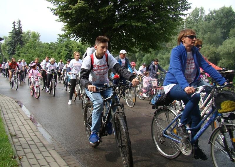 Oświęcim. Rodzinny Rajd Rowerowy po raz 20. Na starcie stanęło ponad 1000 rowerzystów [ZDJĘCIA]