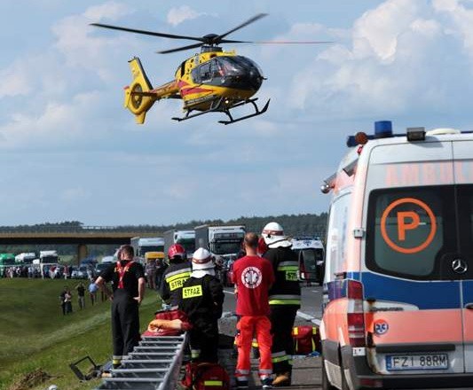 W zeszłym tygodniu na trasie S3 ciężarówka uderzyła w tył busa. Rannych zostało 12 osób, jedna zginęła na miejscu.