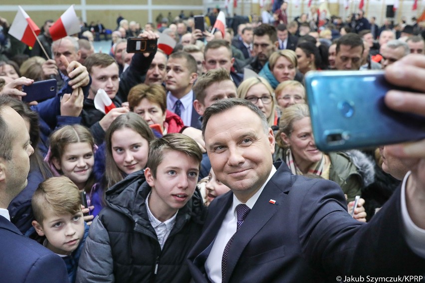 Andrzej Duda, prezydent Polski, spotkał się z mieszkańcami...