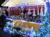 Grzaniec, przysmaki, rękodzieła - trwa świąteczny Jarmark w Ustce [zdjęcia]