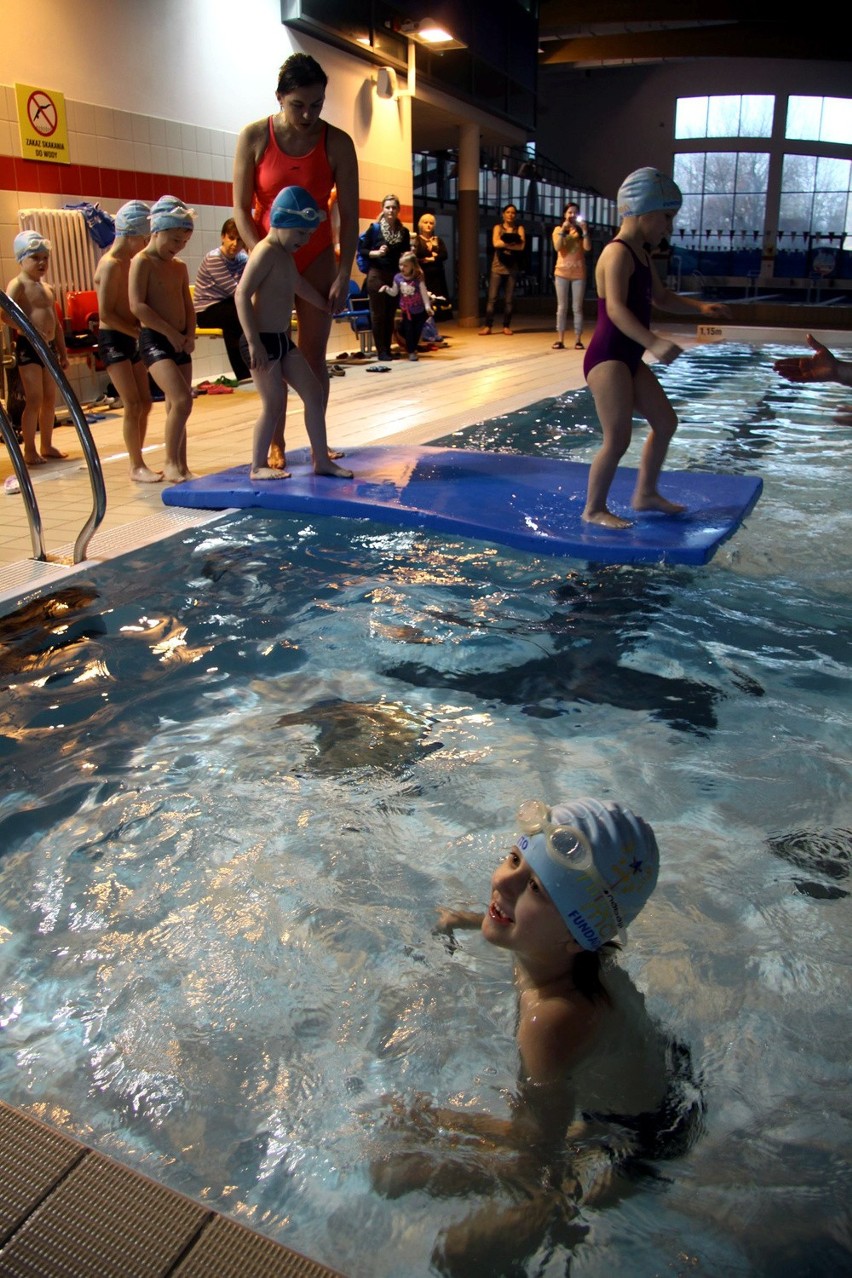 Lubelskie przedszkolaki uczą się pływać (ZDJĘCIA)
