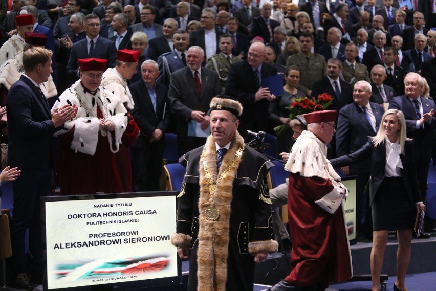 Prof. Aleksander Sieroń został uhonorowany doktoratem...