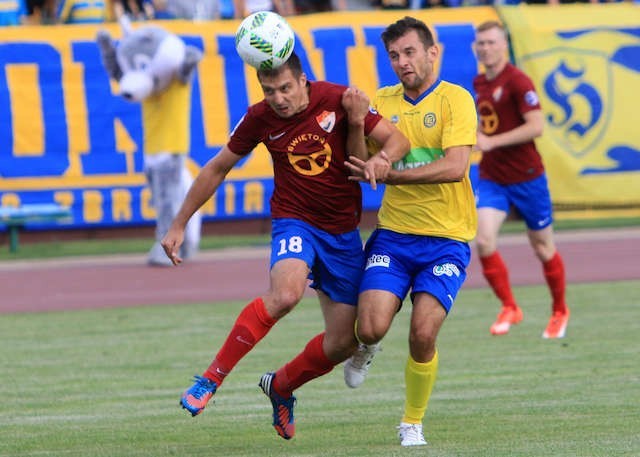 Łukasz Zagdański (w żółtej koszulce) strzelił czwartego gola