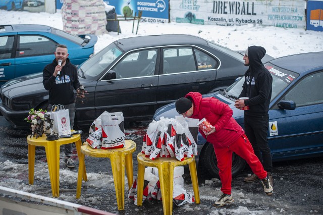 Ponad 5600 złotych udało się zebrać podczas Motomikołajek zorganizowanych przez nieformalną grupę BMW Koszalin  w niedzielę w koszalińskim Motoparku.