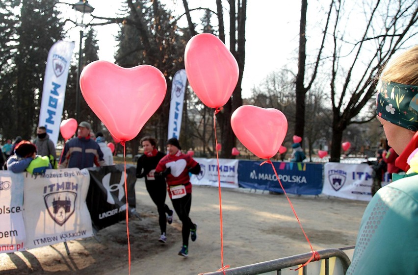 II Bieg Walentynkowy w Krakowie. "All You Need Is... RUN”  [ZDJĘCIA UCZESTNIKÓW]