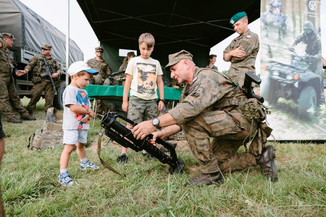 Główną atrakcją podczas Porębskiej biesiady była prezentacja sprzętu wojskowego przez 3 Podkarpacką Brygadę Obrony Terytorialnej