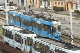 Wrocławskie tramwaje całe niebieskie bez białych pasków. Powrót do tradycji?