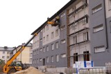 Ostrołęka. Budowa bloku wielorodzinnego (OTBS) wraz z infrastrukturą towarzyszącą przy al. Jana Pawła II. 8.07.2021 r. Zdjęcia