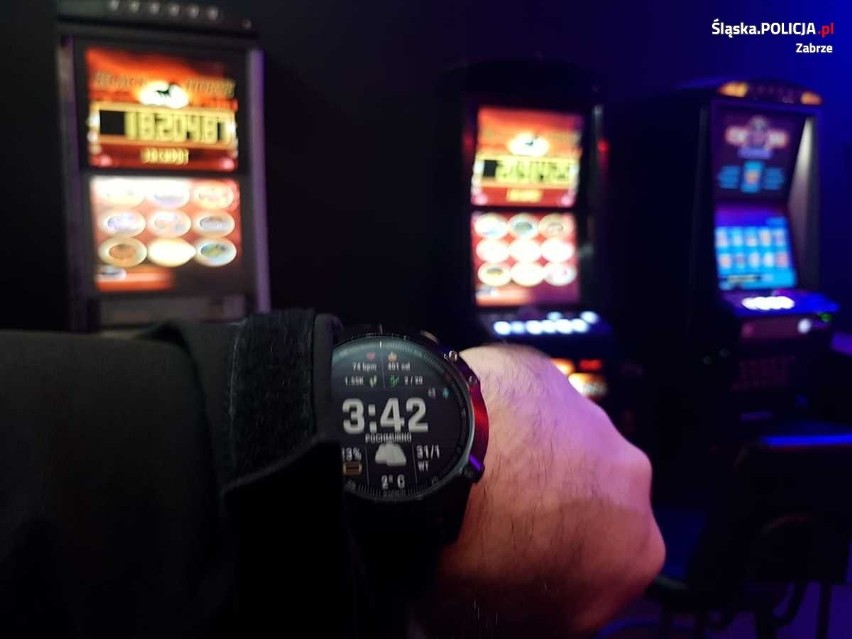 Nielegalne automaty do gier hazardowych znalezione w Zabrzu