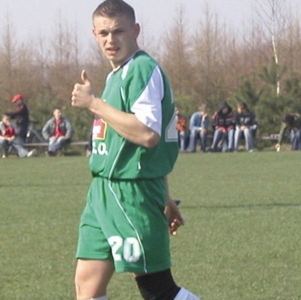 Bohaterem meczu był Krzysztof Siemieniuk, który miał swój udział we wszystkich bramkowych akcjach Puszczy.