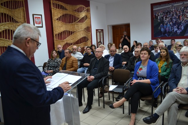 Podczas debaty na temat ochrony i wzmacniania tradycji wikliniarstwa w Rudniku nad Sanem