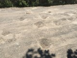 Załatali dziury w drodze przy cmentarzu Osobowickim