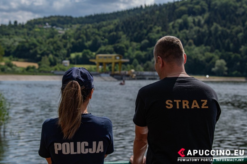 Akcja poszukiwawcza w rejonie zapory na Jeziorze Czchowskim...