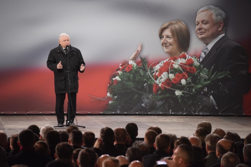 9. rocznica katastrofy smoleńskiej. Jarosław Kaczyński: Pamiętajcie o tej tragedii, pamiętajcie o tych, którzy zginęli