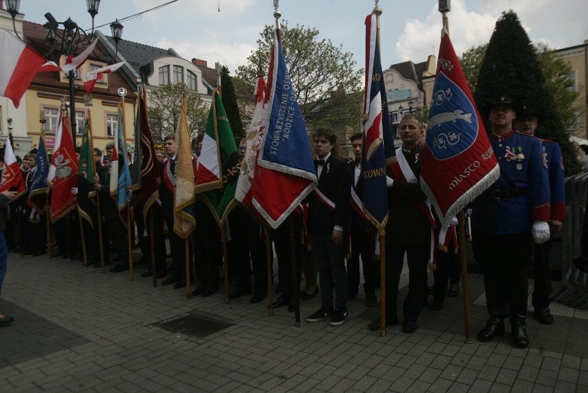 Mieszkańcy świętowali na rynku 3 Maja