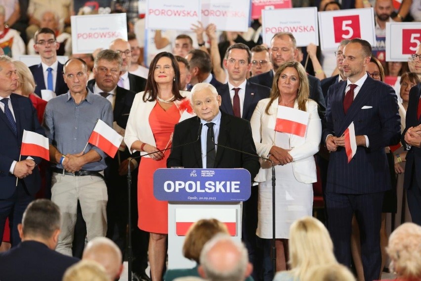 Jarosław Kaczyński w Opolu: "Tusk ma jeden program. Ten program nazywa się... Tusk" 