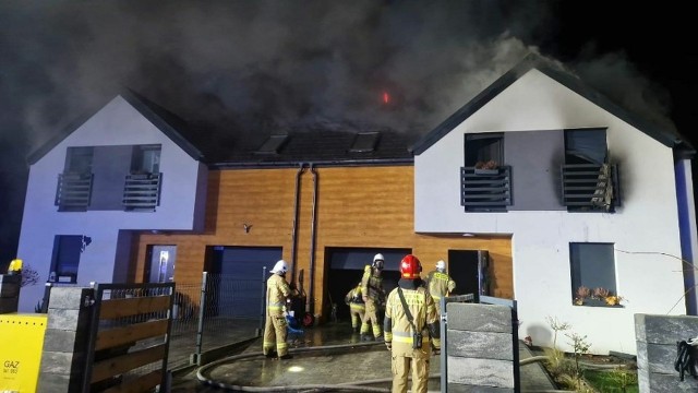 W wyniku pożaru w Murowańcu zmarła 41-letnia kobieta, jej mąż i dzieci przebywają w szpitalach