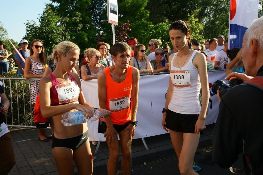 Bieg Fabrykanta 2016. 10 kilometrów szlakiem fabrykanckiej Łodzi [ZDJĘCIA]