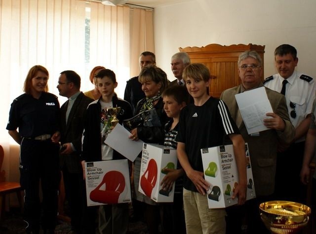 Uczniowie Publicznej Szkoły Podstawowej numer 6 imienia Orła Białego w Radomiu zajęli pierwsze miejsce w Radomiu w kategorii szkół podstawowych.