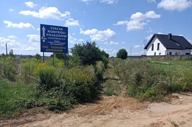 Fragment zlikwidowanego torowiska po którym  będzie budowana trasa rowerowa