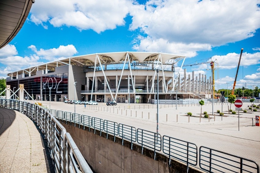 Tempo nie zwalnia. Trwa budowa stadionu ŁKS. NAJNOWSZE ZDJĘCIA