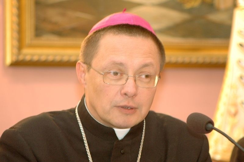 Biskup Grzegorz Ryś głową kościoła łódzkiego. Jest następcą abp Marka Jędraszewskiego