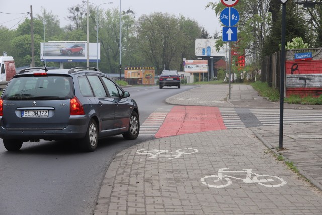 W połowie roku ma zacząć się przebudowa drogi rowerowej na ulicy Łagiewnickiej w Łodzi. Jedna z najstarszych dróg rowerowych w Łodzi zyska w końcu asfalt.CZYTAJ DALEJ NA NASTĘPNYM SLAJDZIE