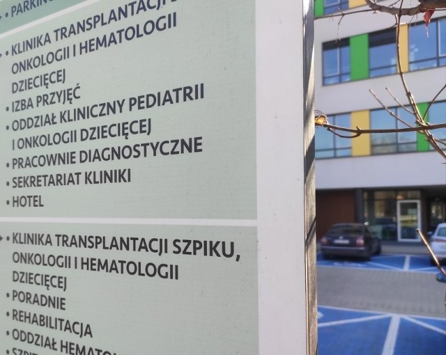 Obecnie w Klinice Transplantacji Szpiku, Onkologii i Hematologii zatrudnionych jest obecnie około 130 osób, z tego 90 to pielęgniarki.