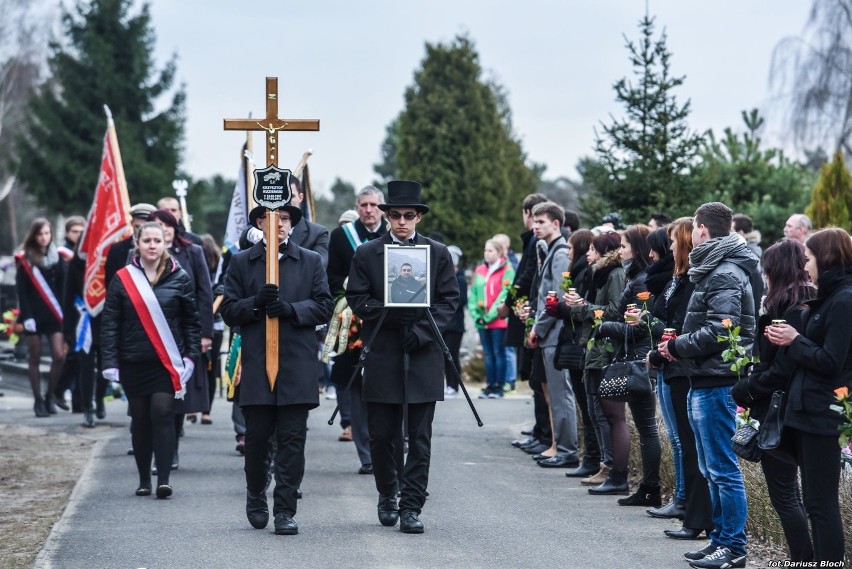 Pogrzeb odbył się na cmentarzu przy ulicy Wiślanej w...