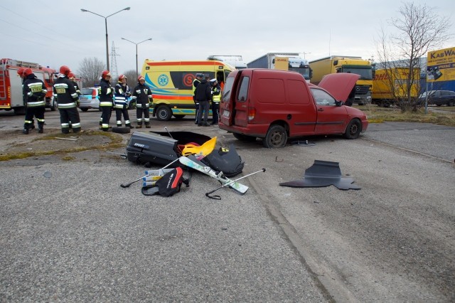 We wtorek (20 lutego) około godz. 10:00 doszło do wypadku na ul. Prof. Poznańskiego w Kobylnicy. Zderzyły się dwa samochody. Kobieta uczestnicząca w wypadku odwieziona została do słupskiego szpitala. 
