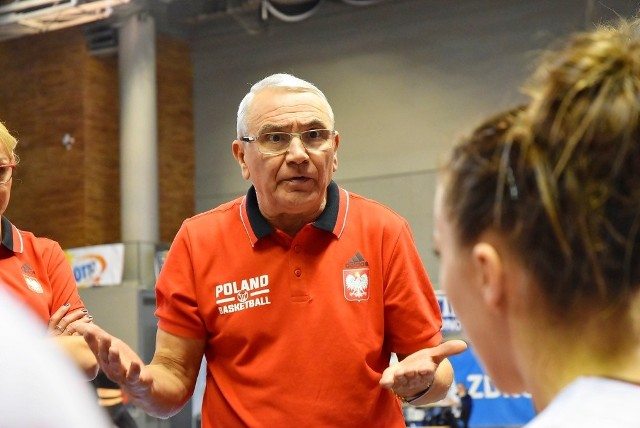 Bułgarski trener (ma też nasze obywatelstwo) reprezentacji koszykarek Teodor Mołłow