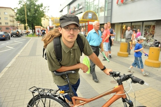 Karol Skrobacz, rowerzysta z Rzeszowa: ZTM powinien dopuścić przewóz rowerów autobusami MPK. Nikt na tym nie ucierpi.