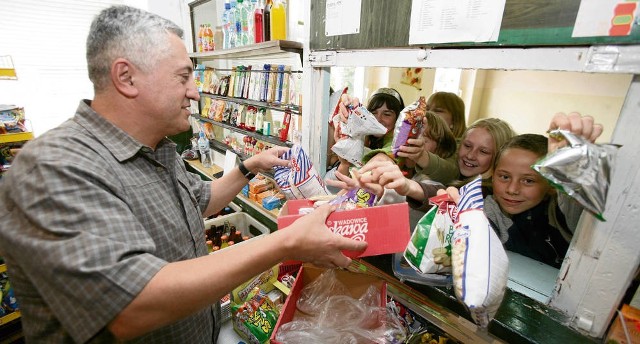 Takie produkty znikną ze sklepików od 1 września. Będzie można w nich kupić tylko zdrową żywność