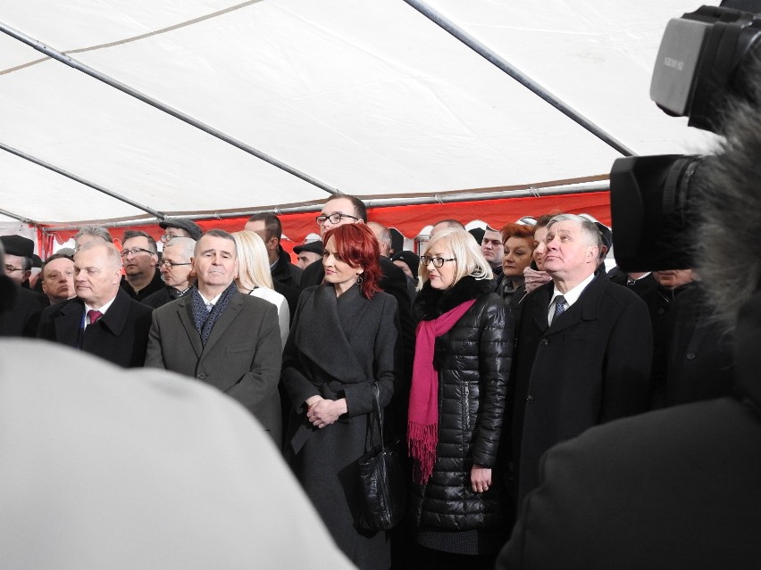 Premier Mateusz Morawiecki z wizytą w Podlaskiem. Odwiedził...