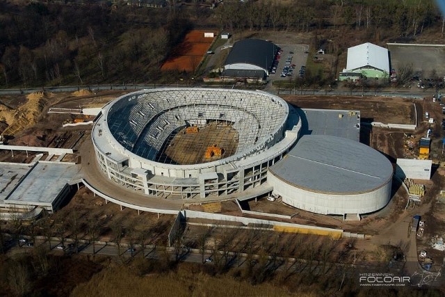 Hala Gliwice czeka na wyposażenie. Wielkie otwarcie zaplanowano na połowę przyszłego roku.  Czy wodociągi będą wtedy organizować imprezy masowe typu targi i koncerty?