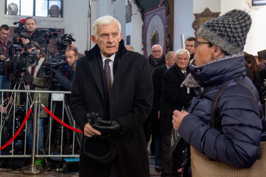 Jerzy Buzek na pogrzebie prezydenta Gdańska Pawła Adamowicza