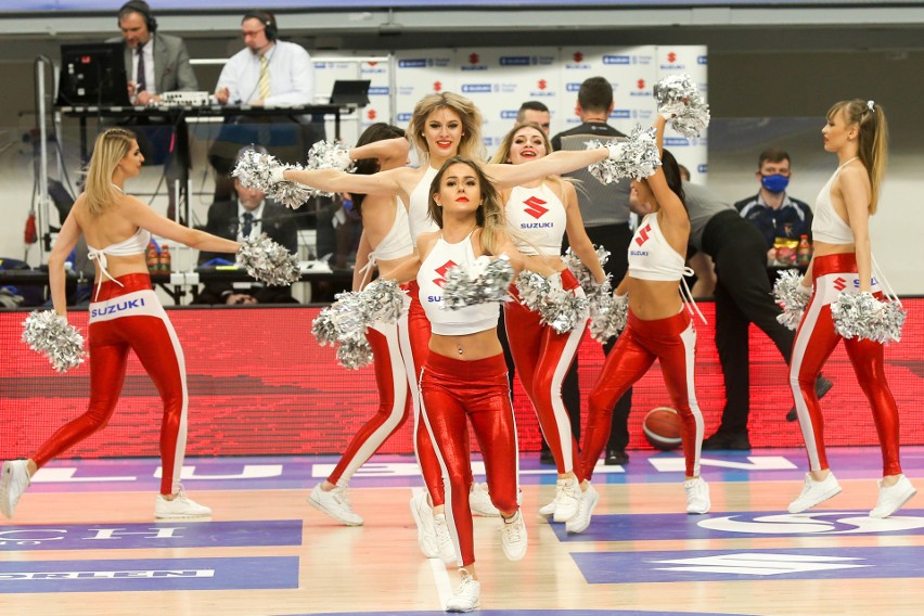 Cheerleaderki wróciły do hali Globus. Zobacz piękne dziewczyny, które zagrzewają do walki koszykarzy grających w Pucharze Polski