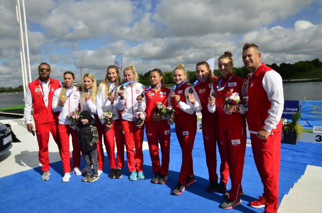 4 złote medale, 5 srebrnych i 6 brązowych - z takim dorobkiem polscy kajakarze kończą udział w zawodach Pucharu Świata na Jeziorze Maltańskim w Poznaniu.